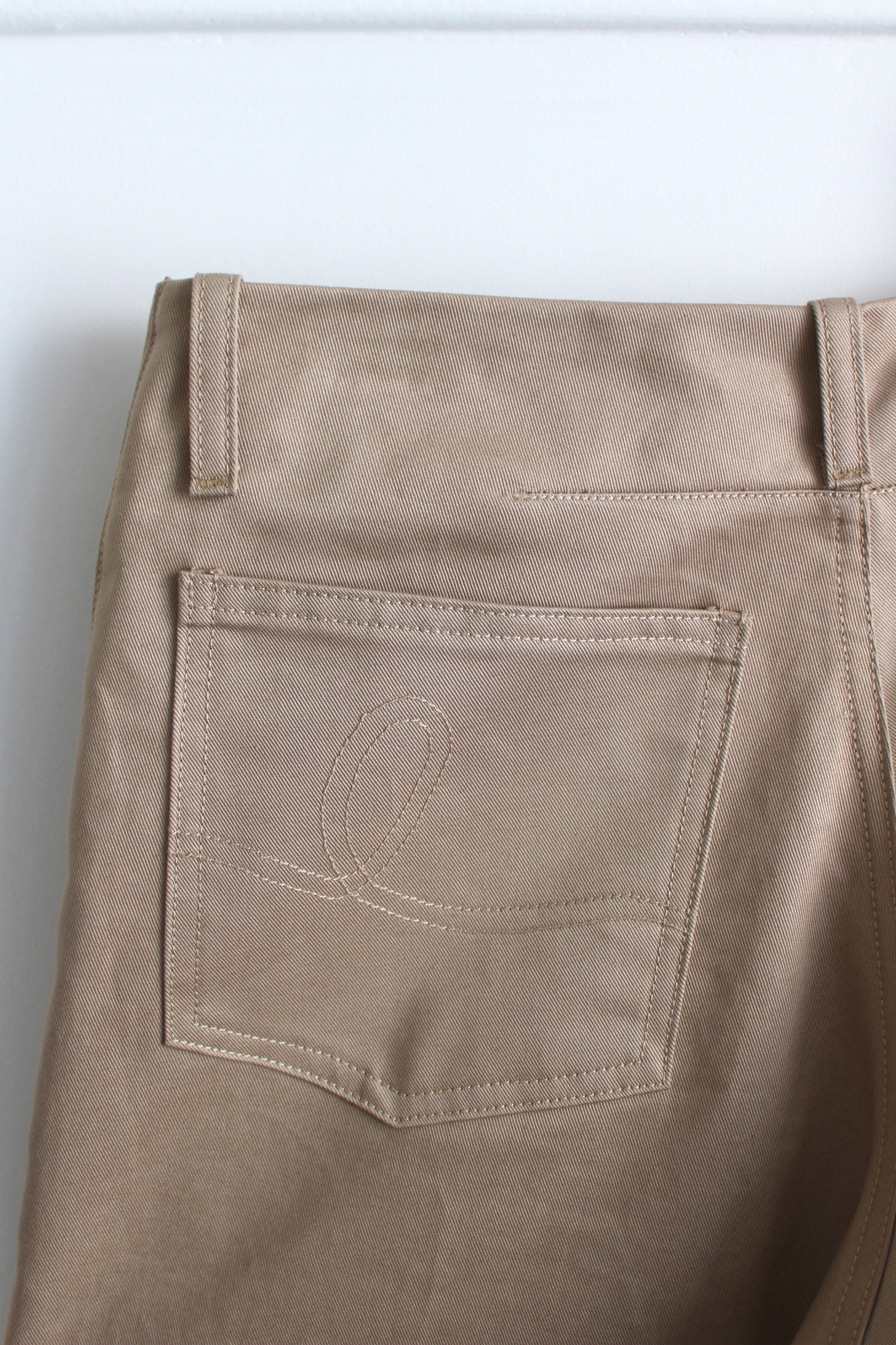 CHINO PANTS IN BEIGE