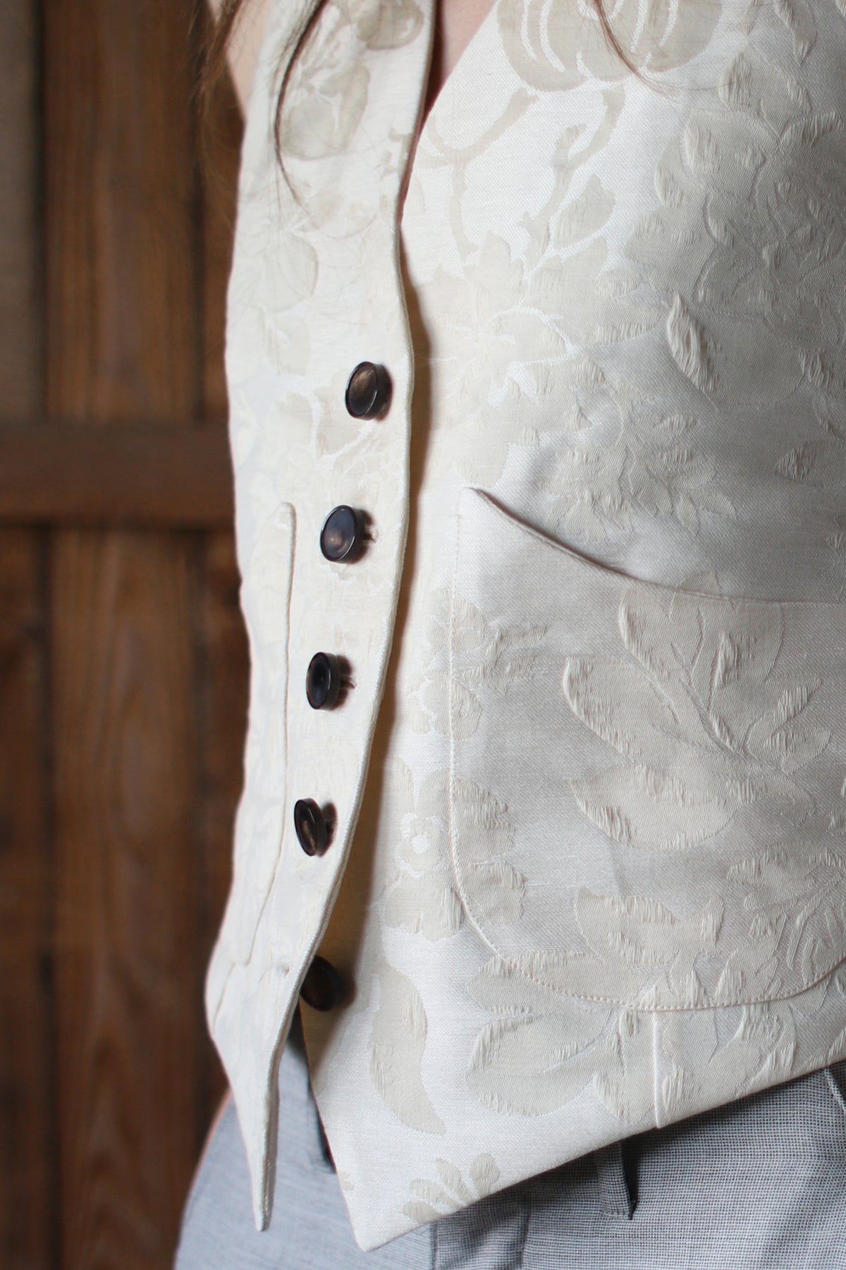 BROCADE VESTE