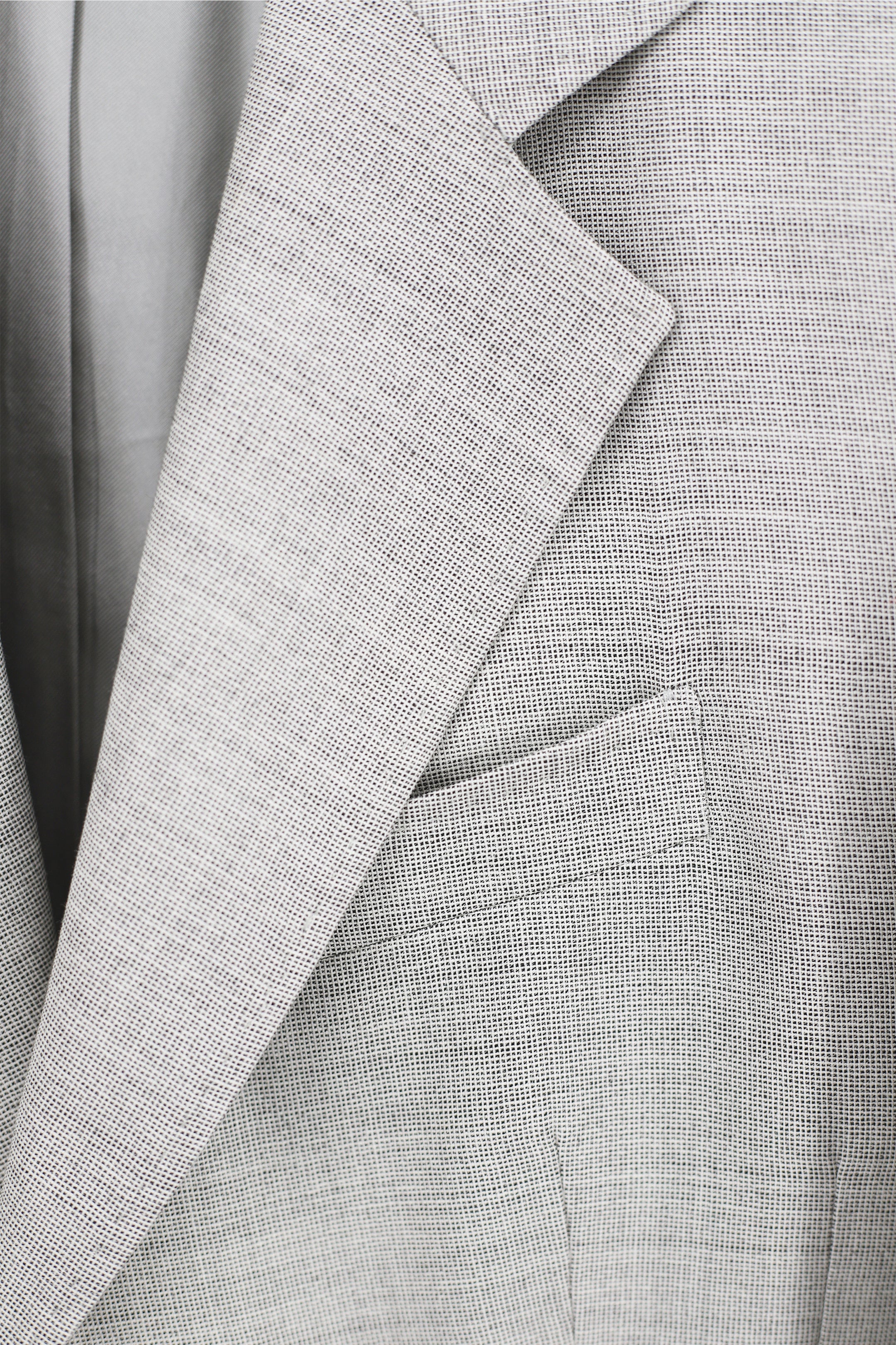 CLASSIC WOMEN’S BLAZER