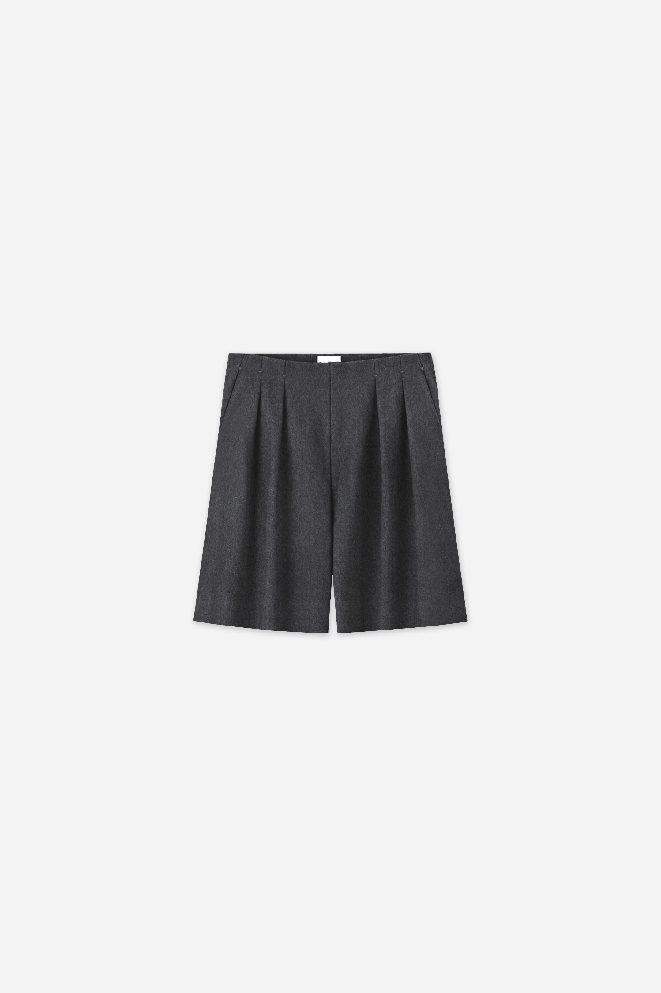 DOUBLE PLEATED BERMUDAS GREY