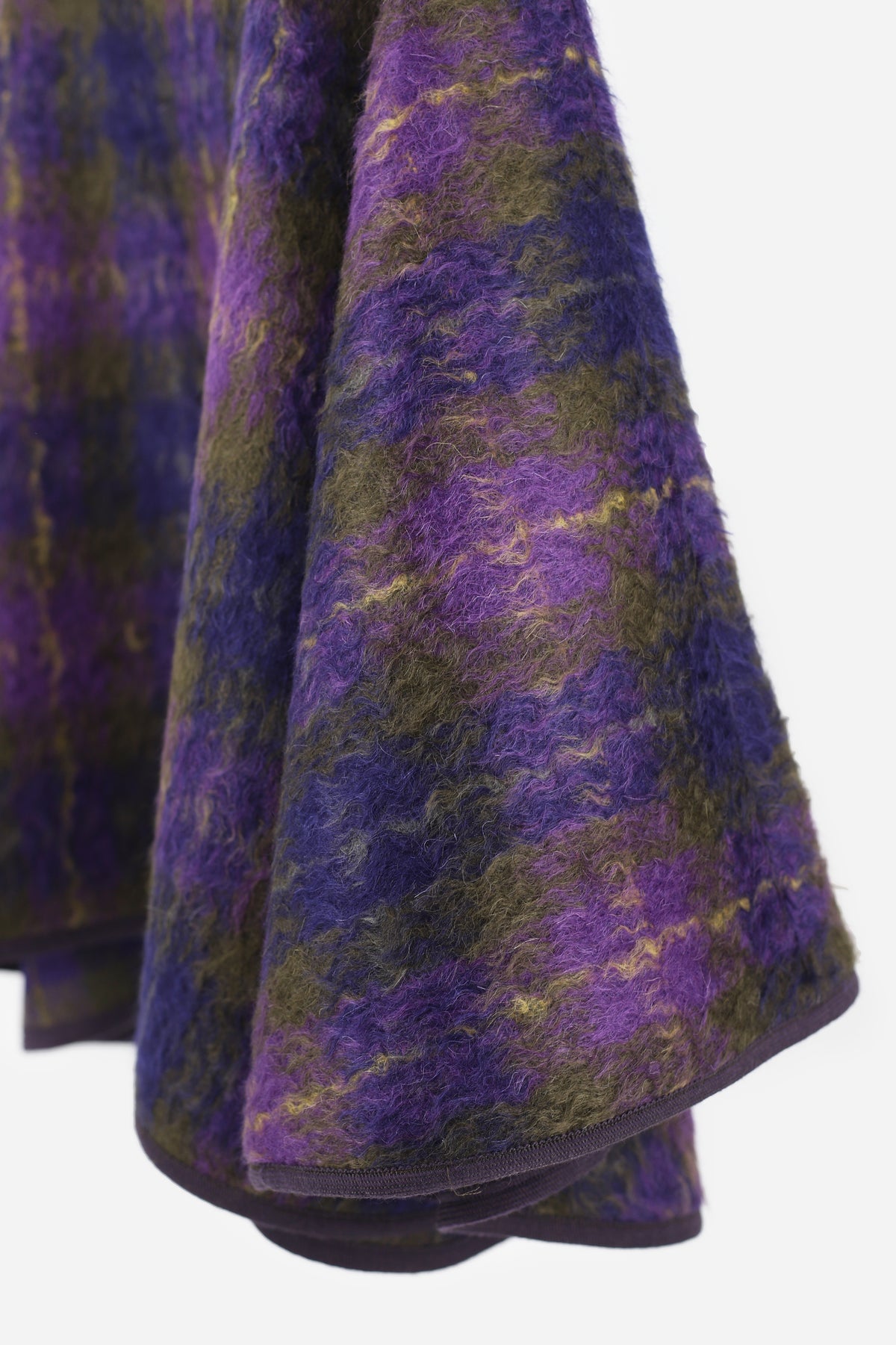 MOHAIR TARTAN CAPE