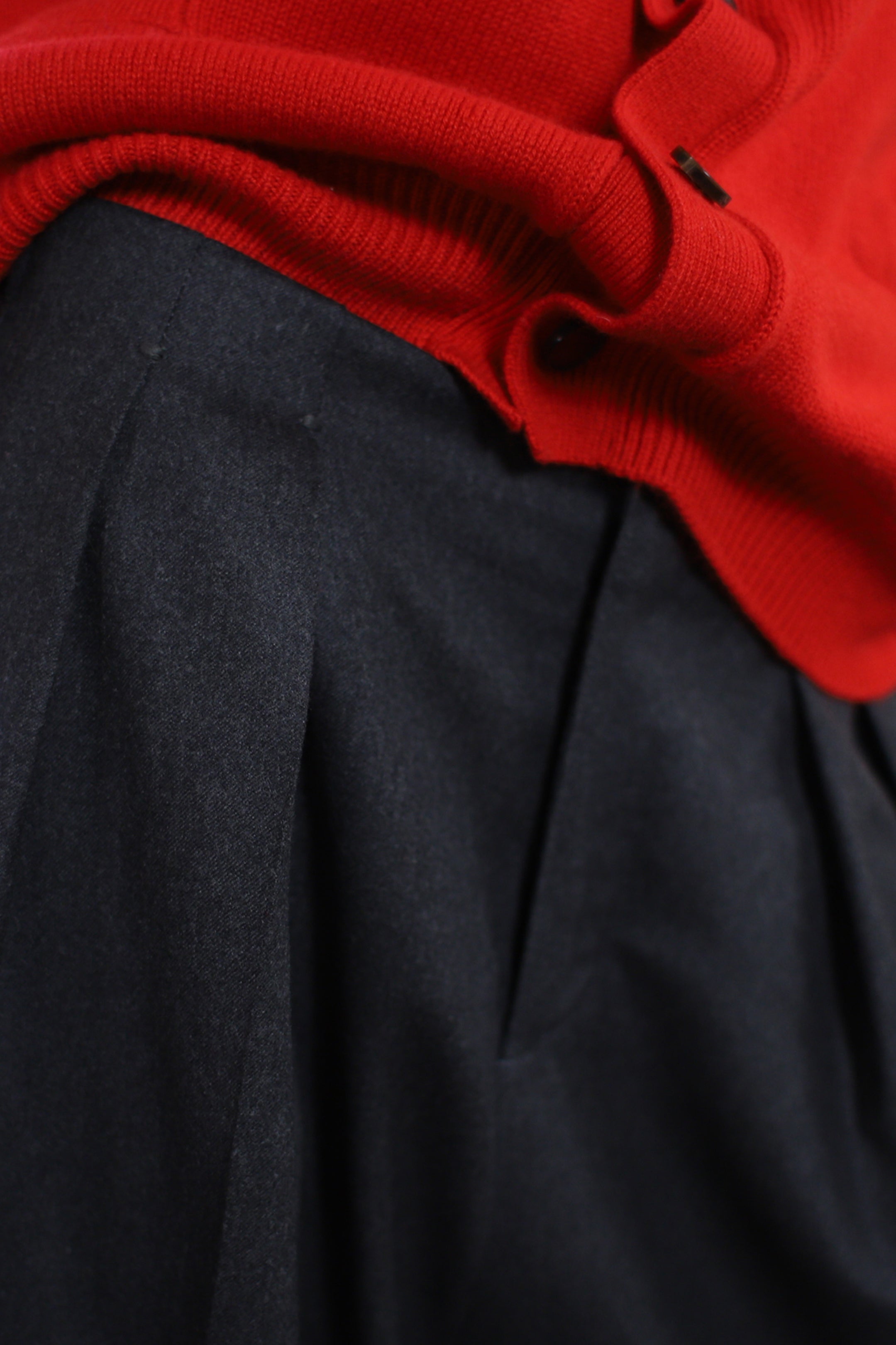 Signature Cashmere Cardigan Red