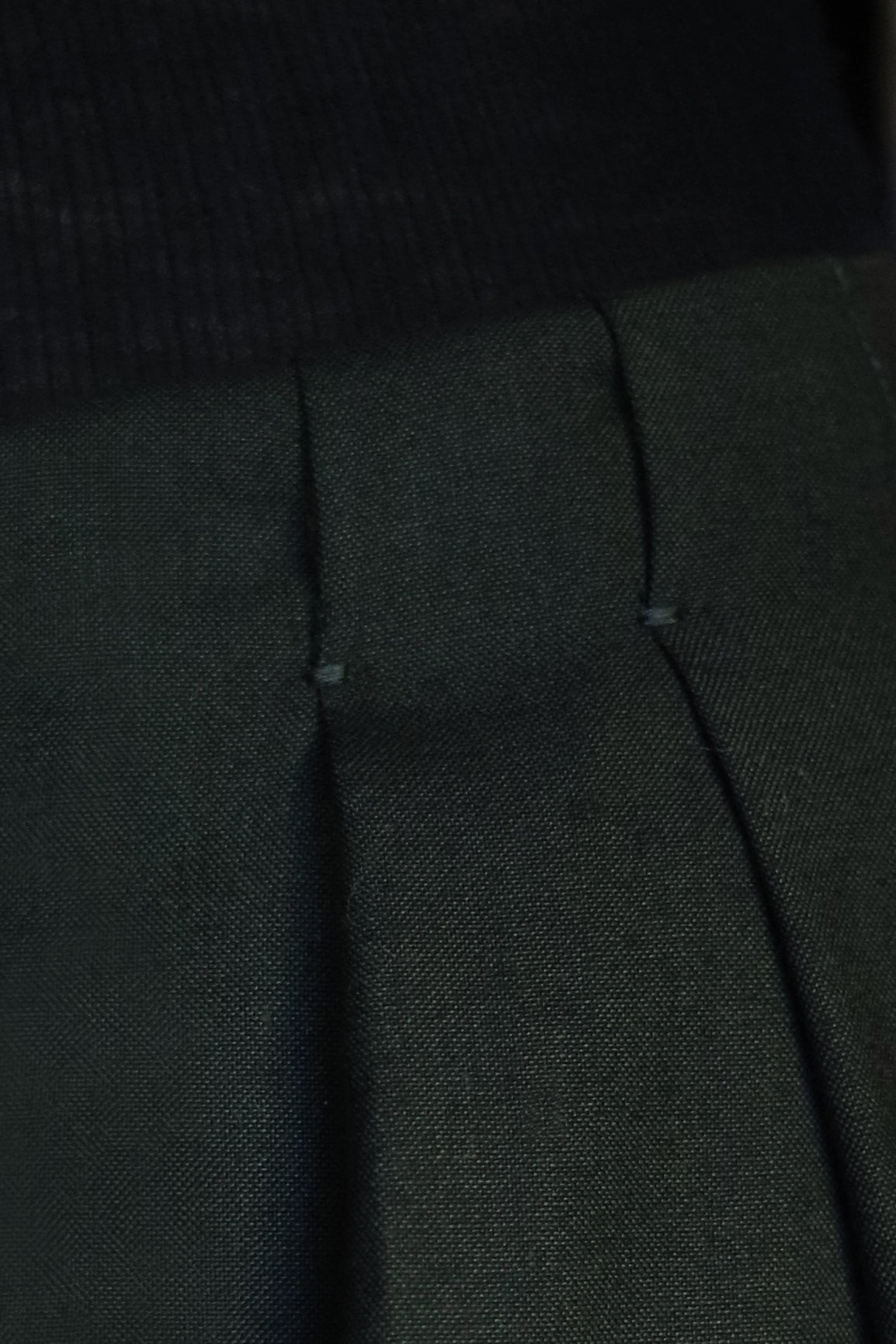 Double Pleated Pants Dark Green