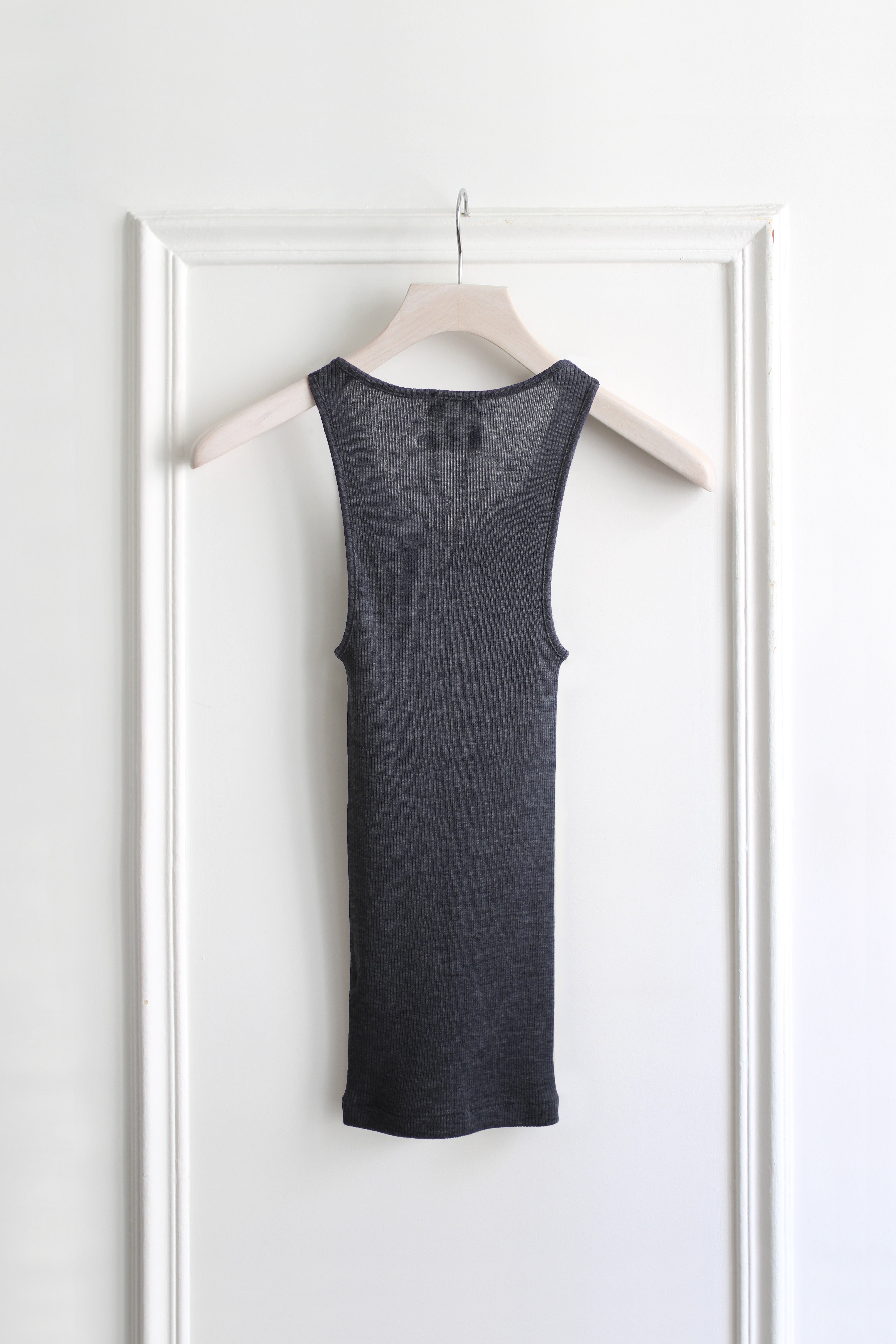 LOOP TANK TOP